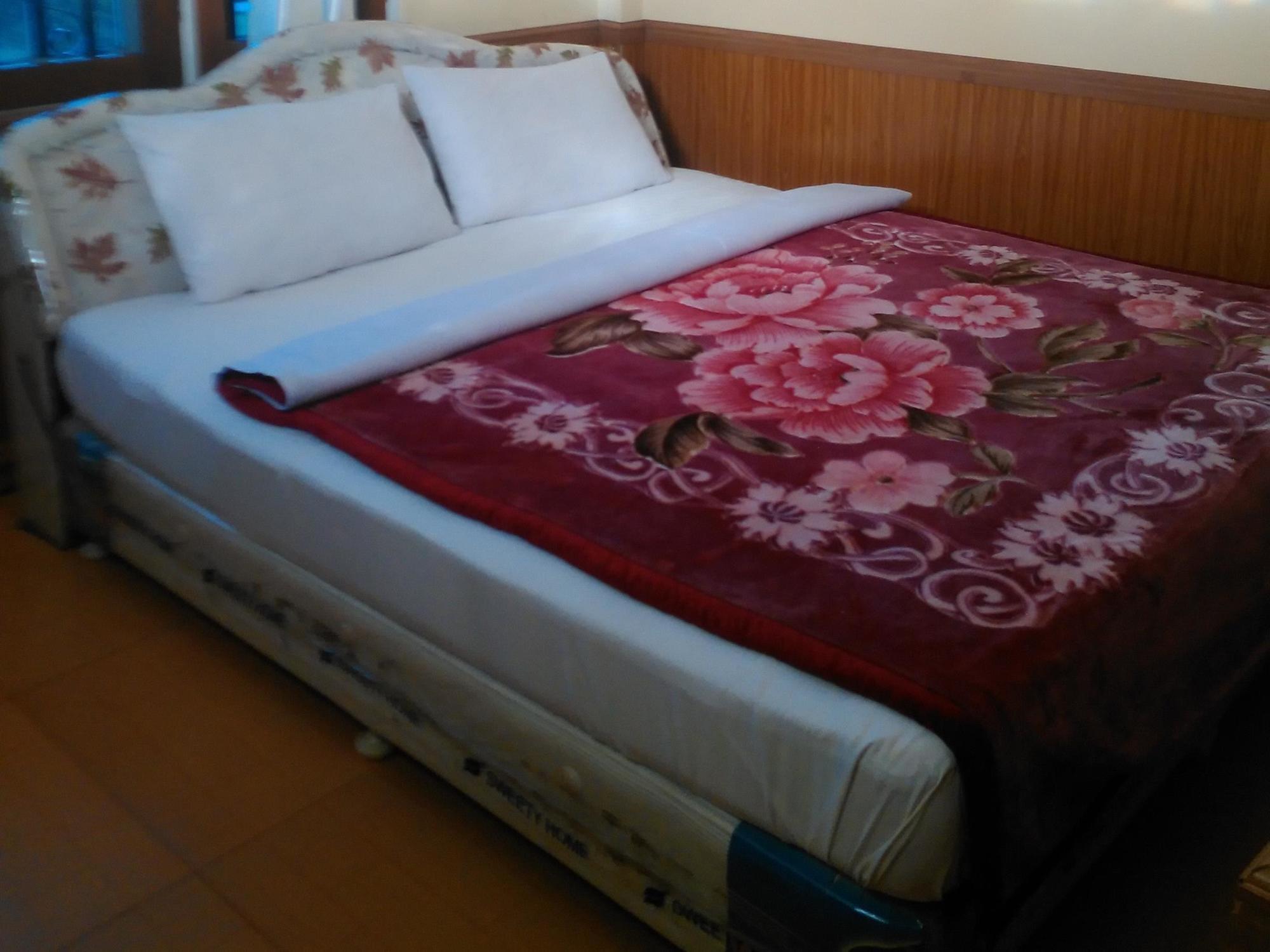 פי או לואה Royal Flower Guest House מראה חיצוני תמונה