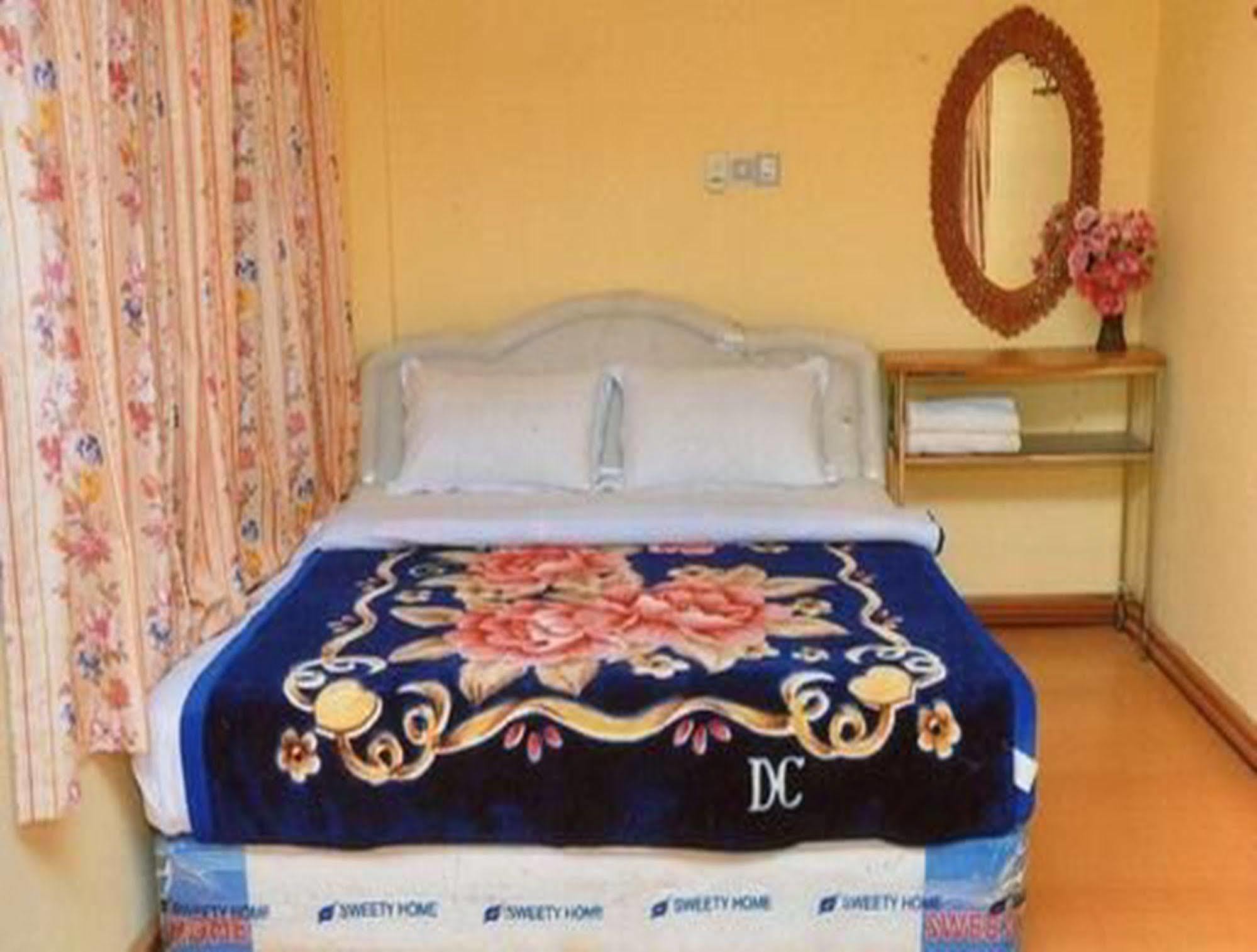 פי או לואה Royal Flower Guest House מראה חיצוני תמונה